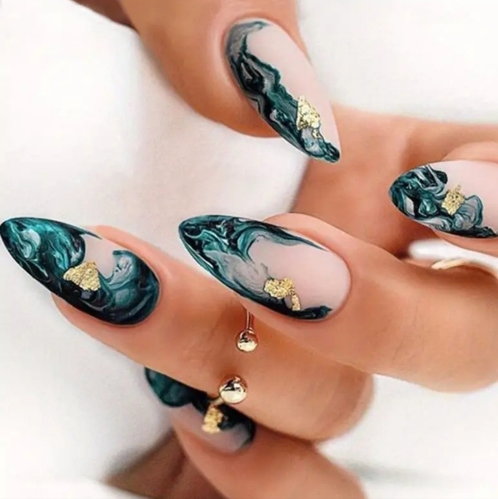 24 Pieces Fake Press On Nails